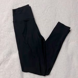 TilYouCollapse Resilient Scrunch Legging - XS